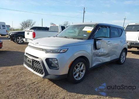 2021 Kia Soul S z USA, uszkodzony, nr VIN KNDJ23AU7M7747674